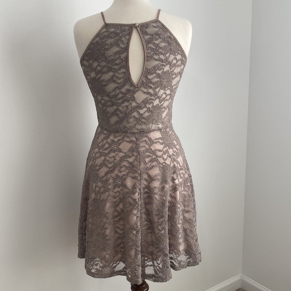 Emerald Sundae Shimmering Lace Glitter Party Dress Size Medium - Picture 7 of 11